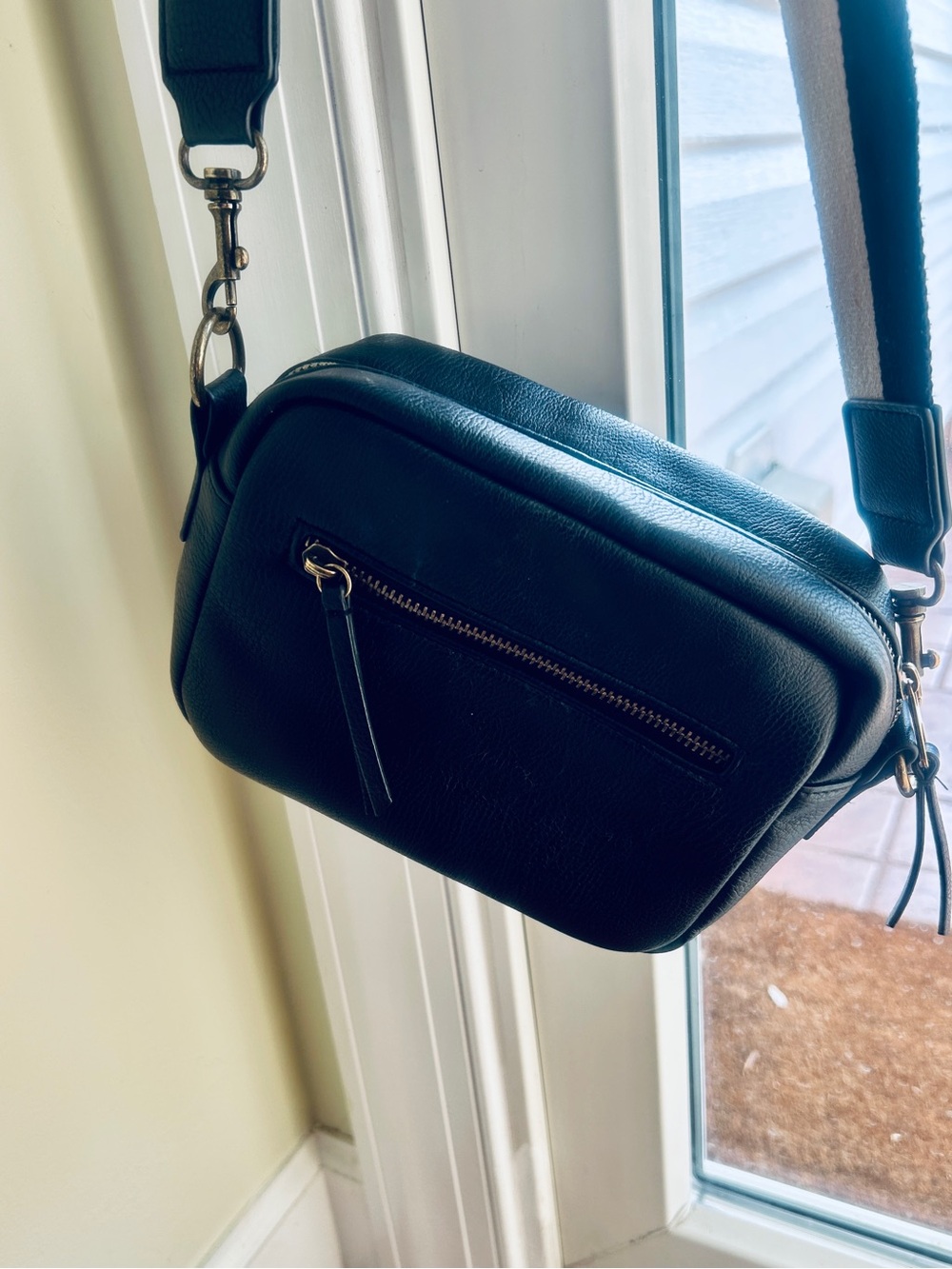 Universal Thread Black Faux Leather Crossbody with Front Zip